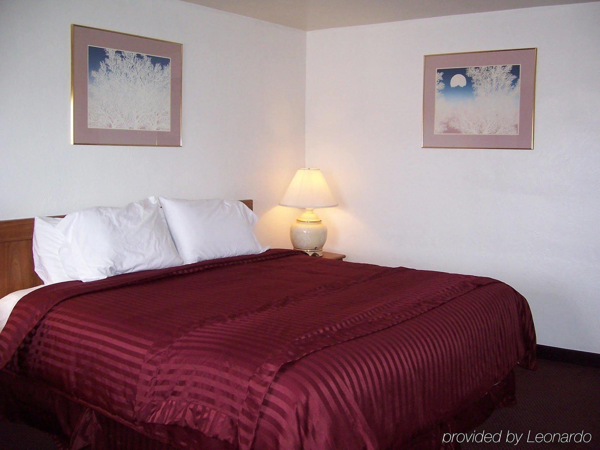 Red Carpet Inn Medford Exterior foto